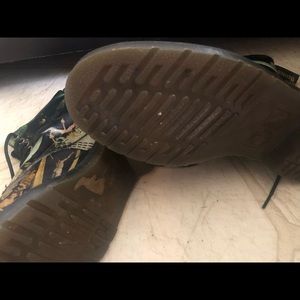 Sharpie Mark, Bosch Doc Martens